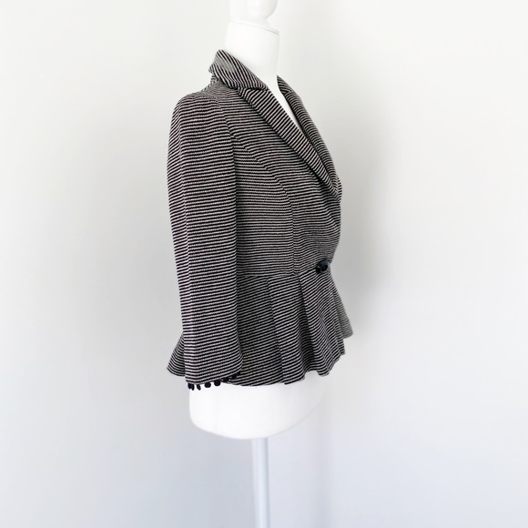 Tabitha Stripe 3/4 Sleeve Pleated Blazer Size XS - Picture 3 of 8